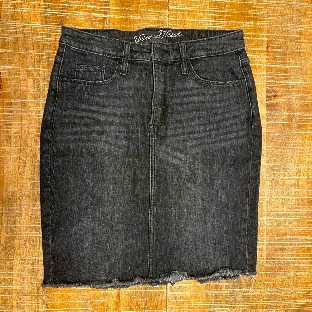 Universal Thread Skirt
